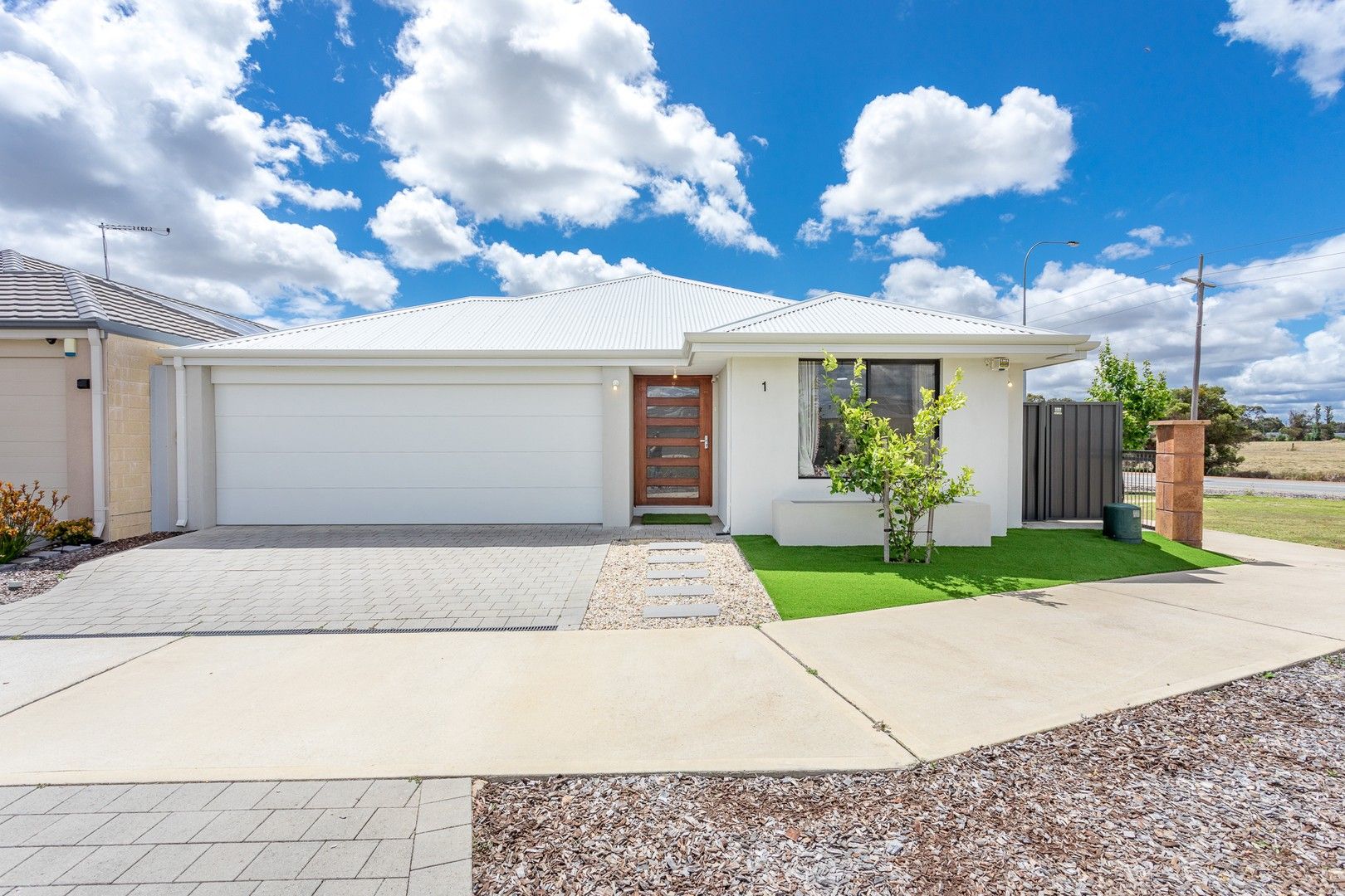 3 bedrooms House in 1 Parkhurst Avenue HILBERT WA, 6112