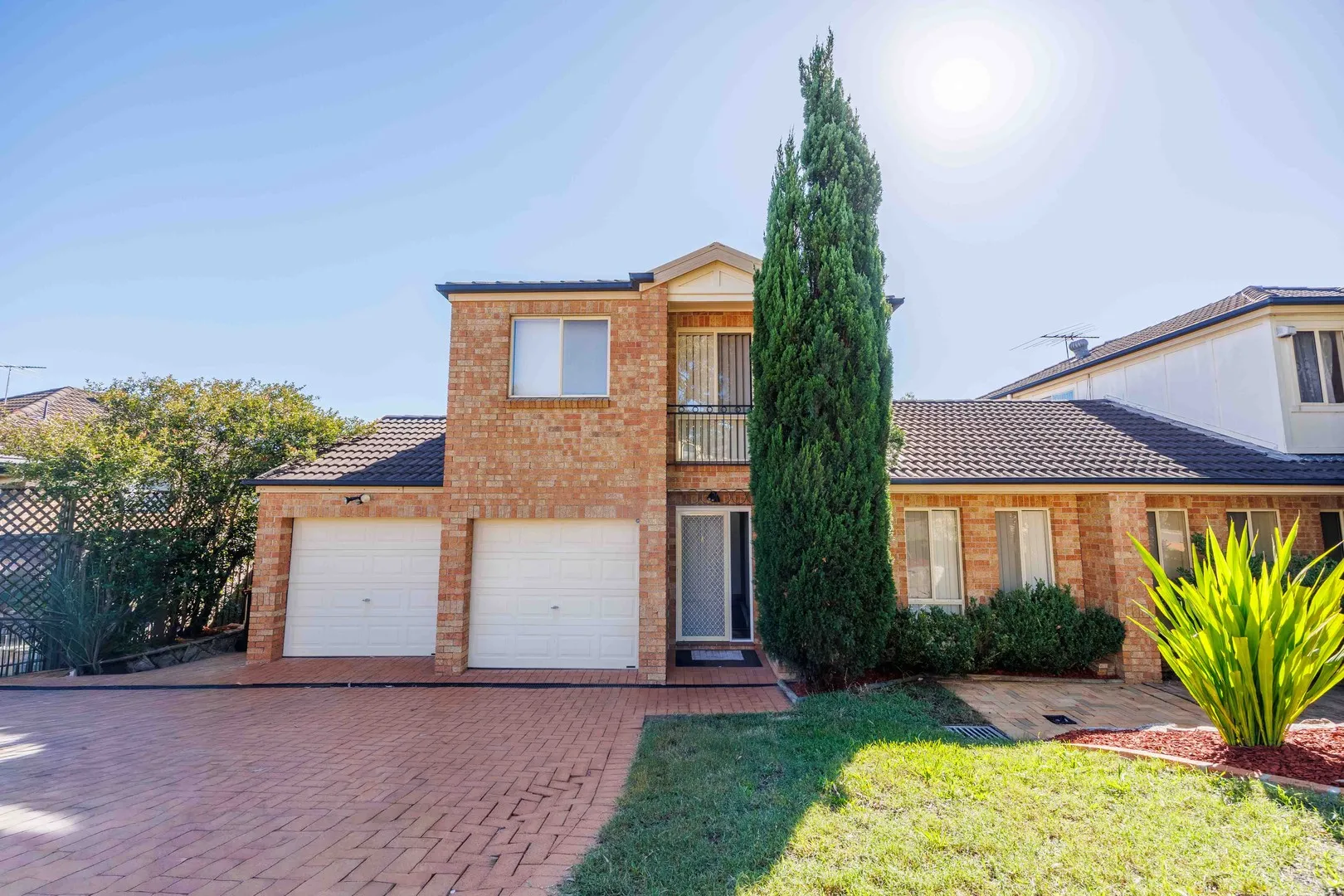 Spacious Two-Storey Townhouse  Bigger Than a House!, Greystanes