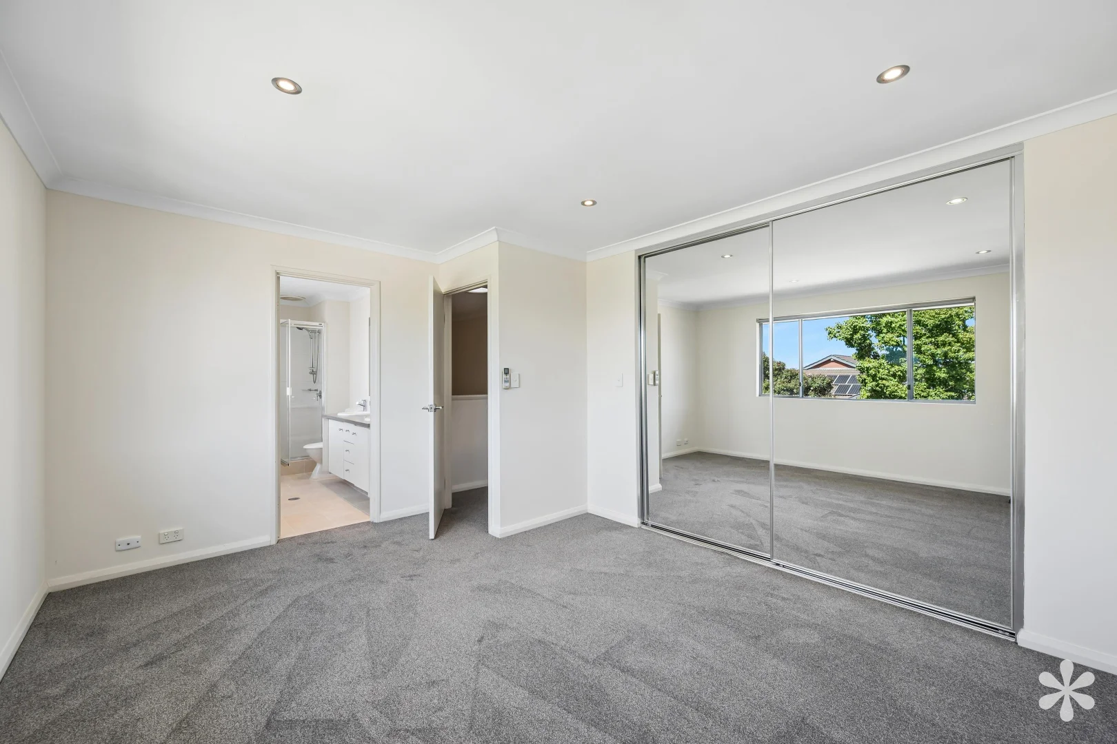 Additional image 10 of 8/18 Deanmore Bend, Hammond Park WA 6164