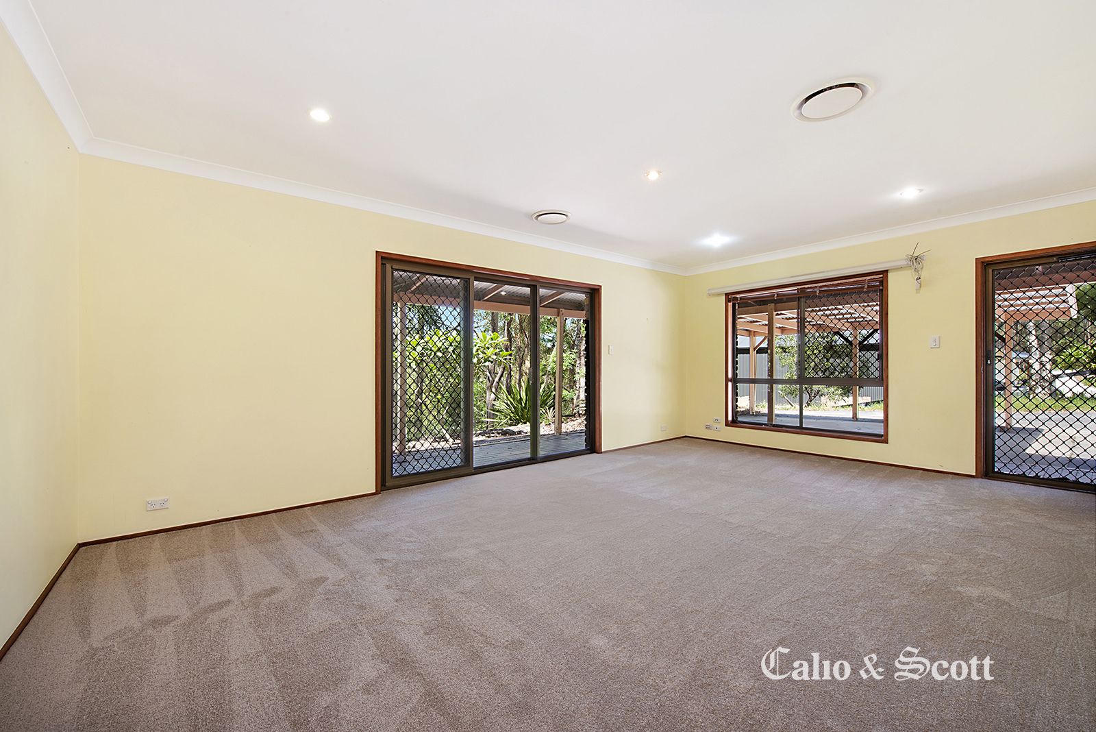 18 Albion Rd, Eatons Hill QLD 4037, Image 2