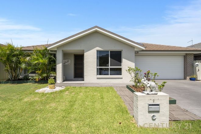 Picture of 9 Surfsea Avenue, SANDY BEACH NSW 2456
