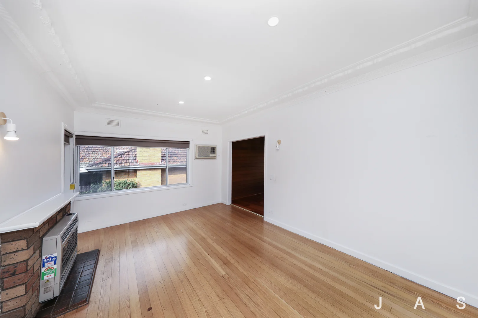 Additional image 2 of 13 Clydebank Road, Essendon West VIC 3040