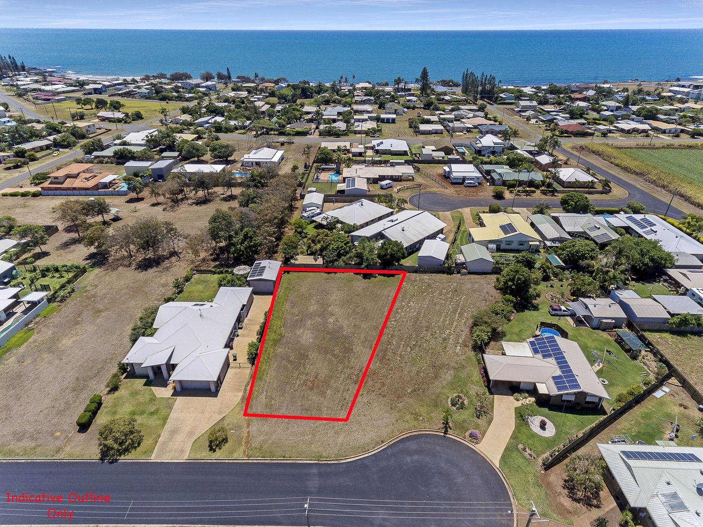 5 Dickinson Street, Burnett Heads QLD 4670, Image 2