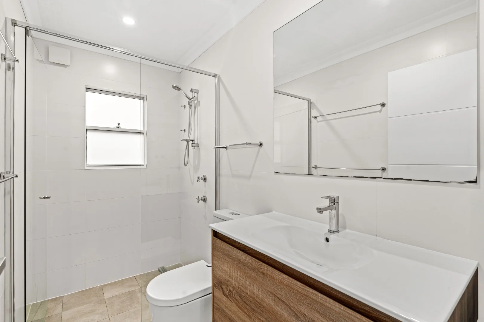 Additional image 6 of 52 Melaleuca Crescent, Tascott NSW 2250