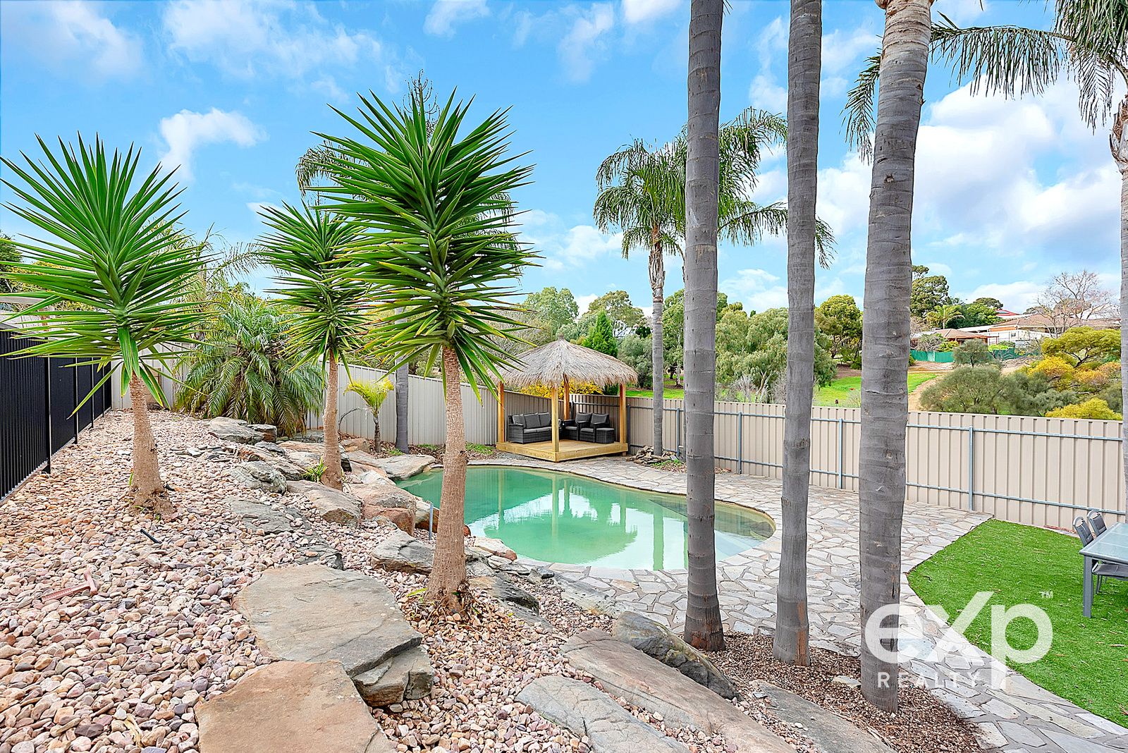 8 Bates Court, Greenwith SA 5125, Image 2