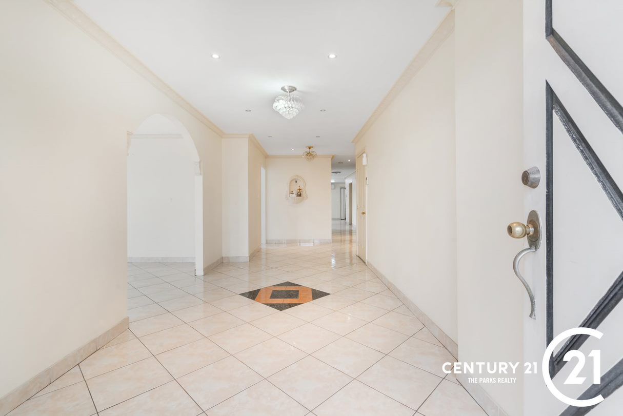 10 Domenico Close, West Hoxton NSW 2171 House For Rent Domain