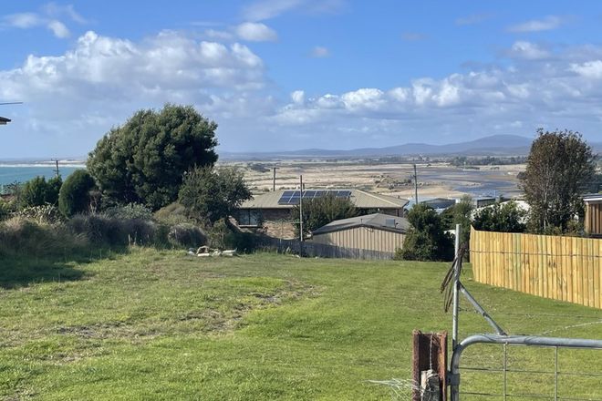 Picture of 13 Flinders Lane, BRIDPORT TAS 7262