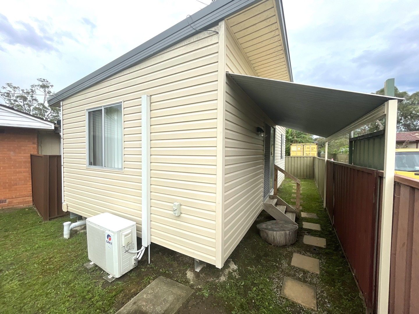 1 bedrooms House in 25a Reliance Crescent WILLMOT NSW, 2770