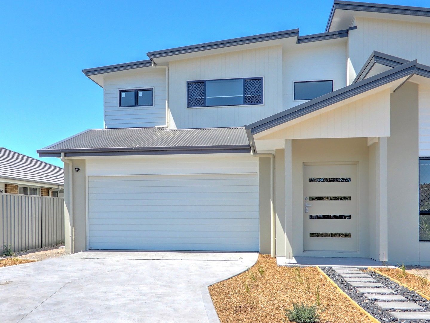 4 bedrooms Townhouse in 68 Seaside Boulevard FERN BAY NSW, 2295
