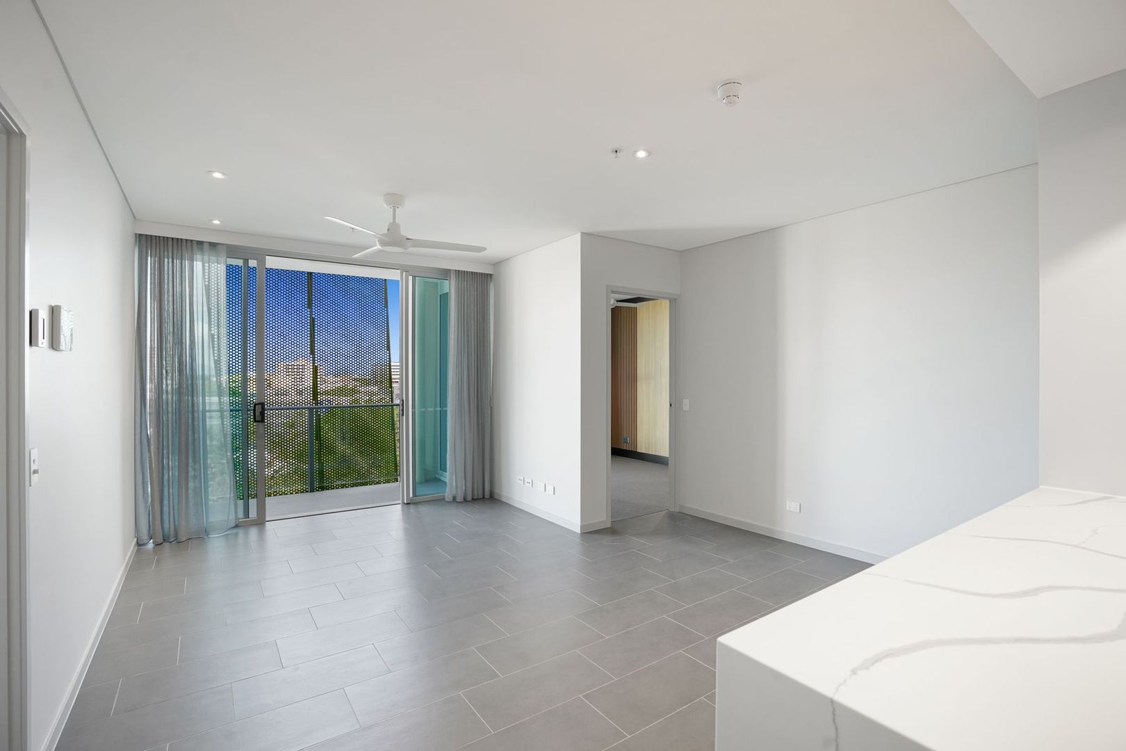 607 163 Abbott Street Cairns City Qld 4870 Apartment For Rent 630 Domain