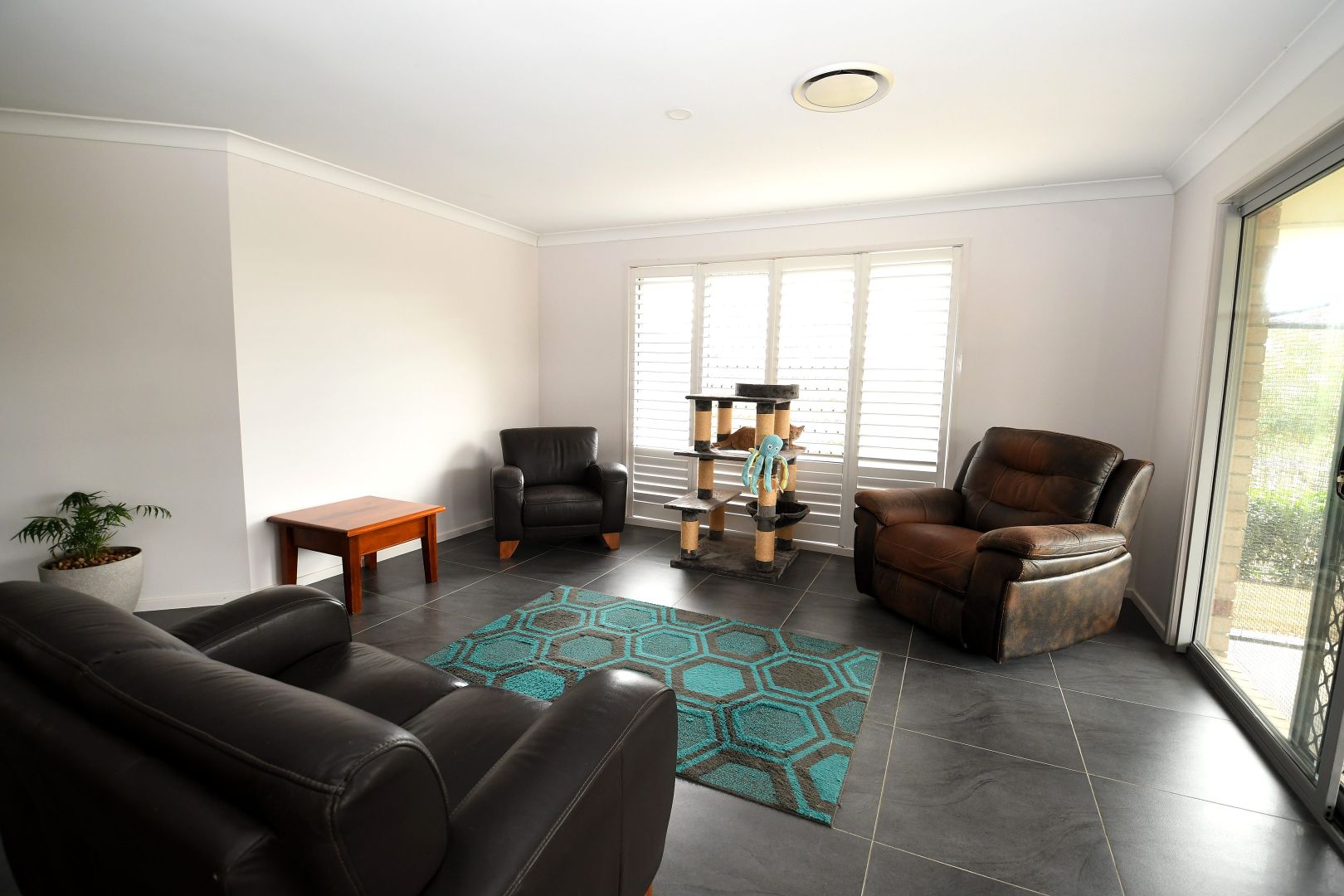 33 Ramsey Court Lowood QLD 4311 Domain