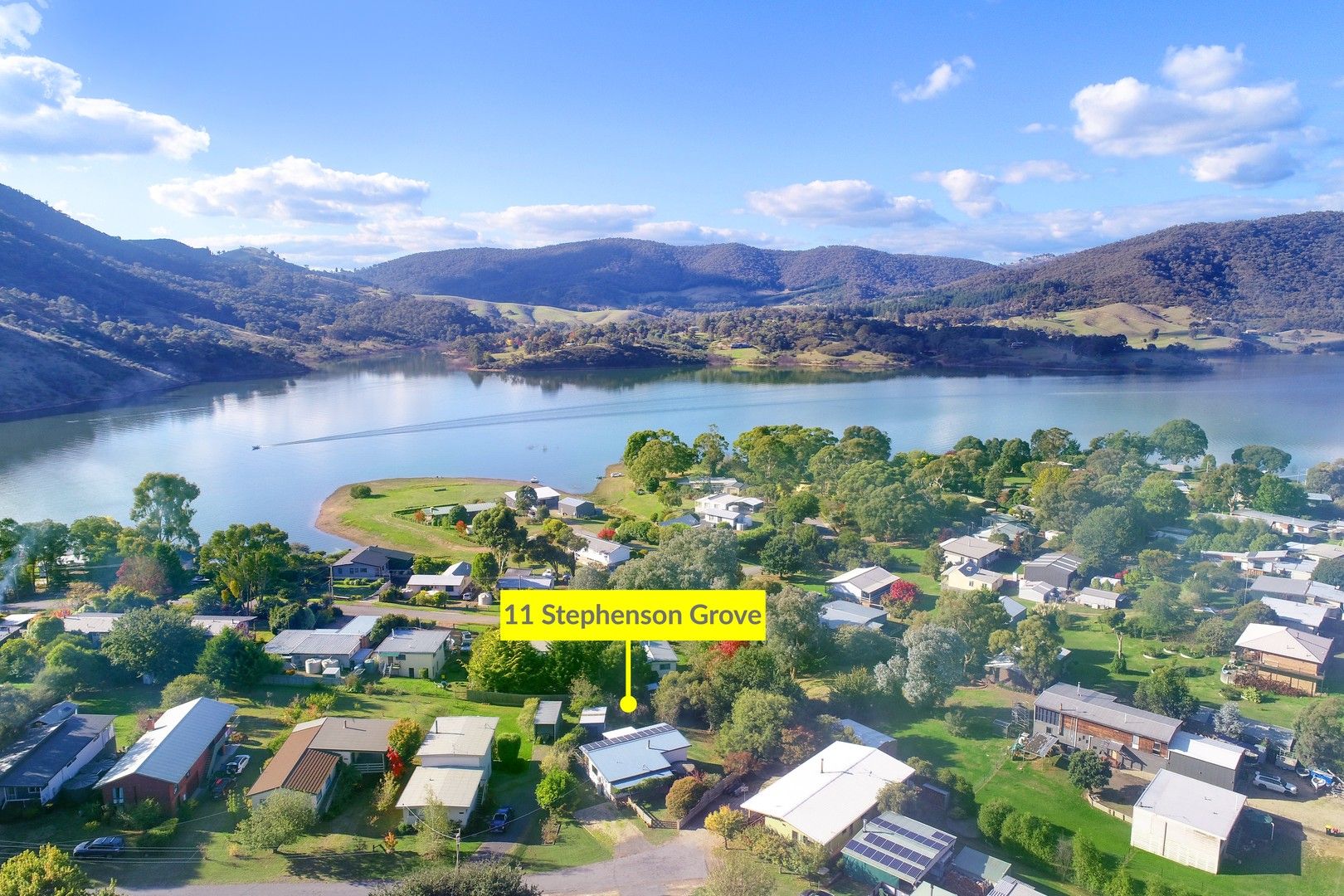 11 Stephenson Grove, Howqua Inlet VIC 3723 Domain