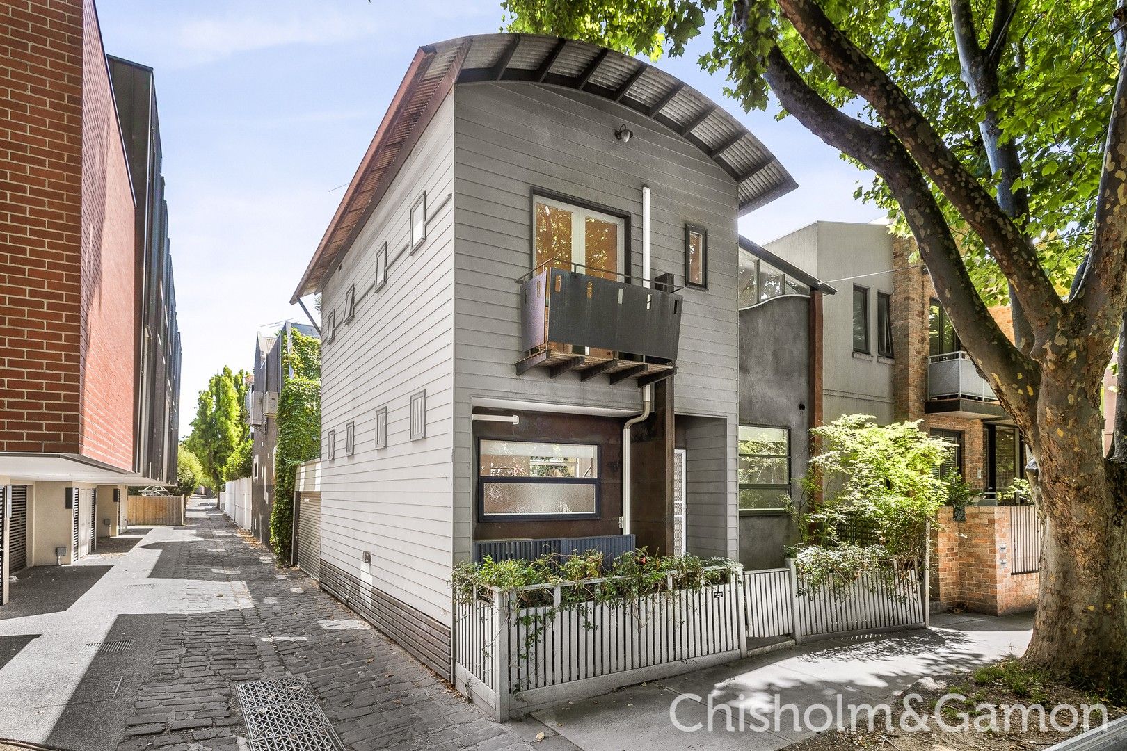 2 bedrooms Townhouse in 2a Meredith Street ELWOOD VIC, 3184