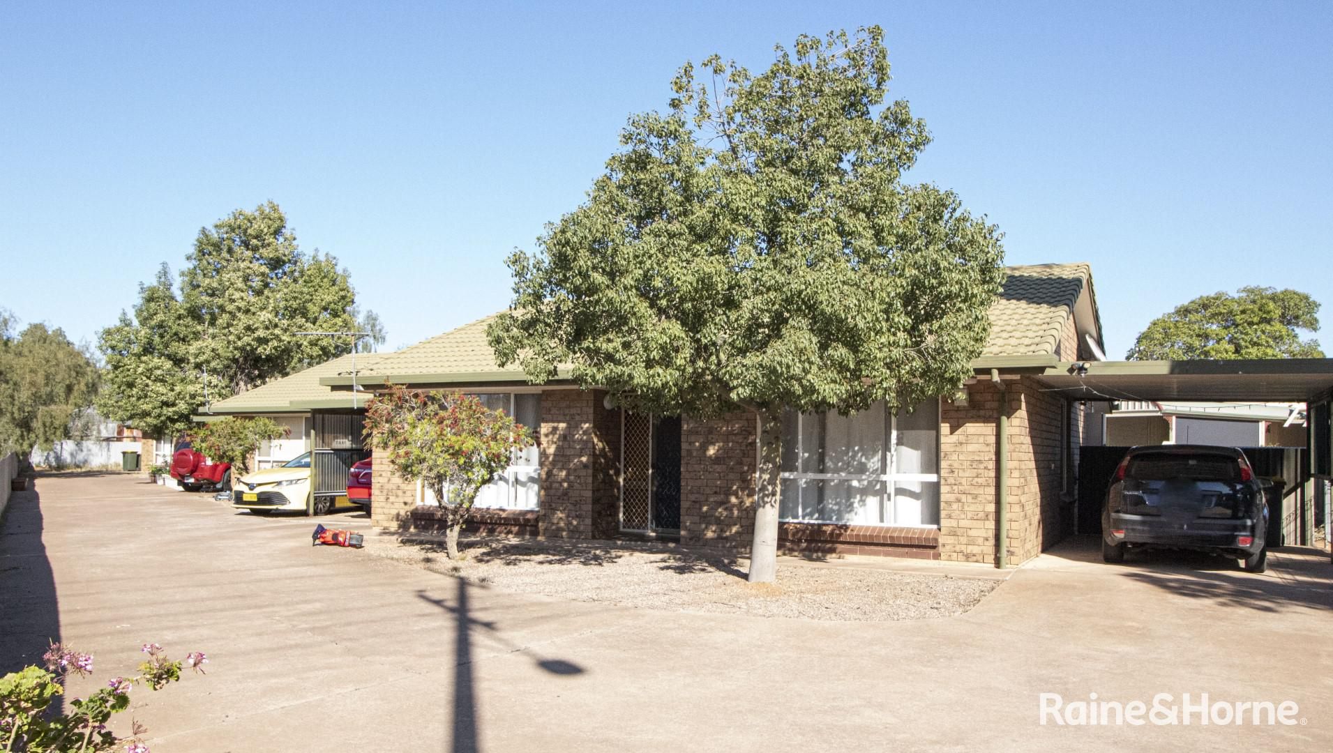 8 bedrooms Block of Units in Units 1 to 4/58 Barry Street PORT AUGUSTA SA, 5700