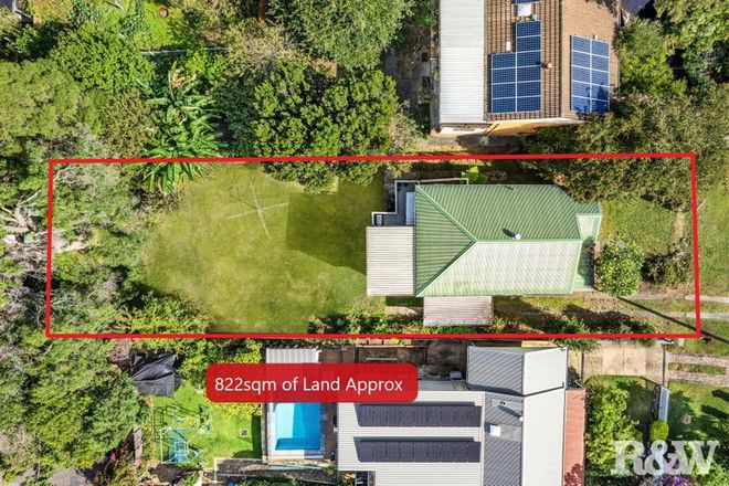 Picture of 26 Nioka Avenue, POINT CLARE NSW 2250