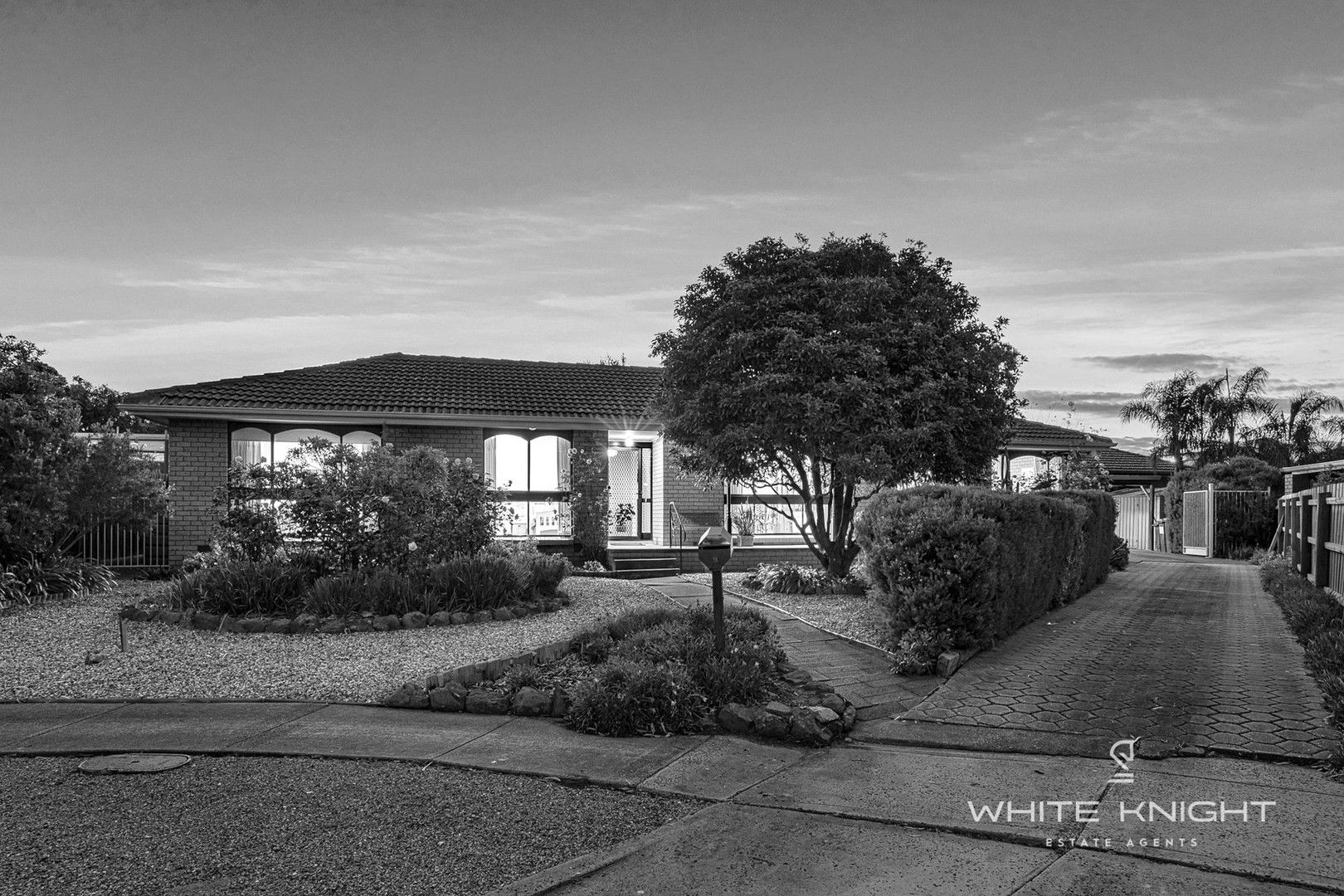 9 Varna Place, Keilor Downs VIC 3038, Image 0