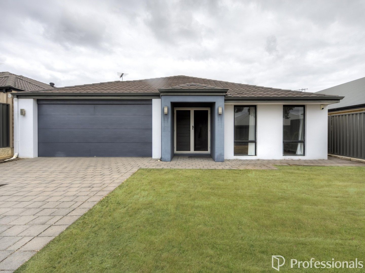 4 bedrooms House in 4 Malmaison Way LANDSDALE WA, 6065