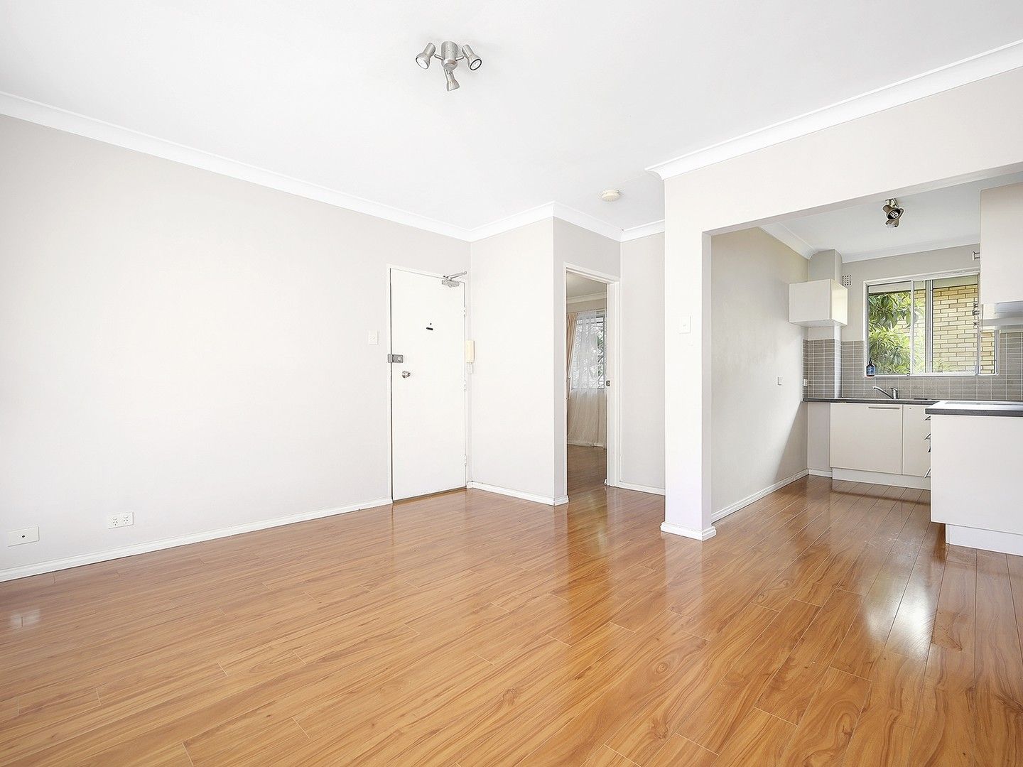 1 bedrooms Apartment / Unit / Flat in 6/12 Pearson Street GLADESVILLE NSW, 2111