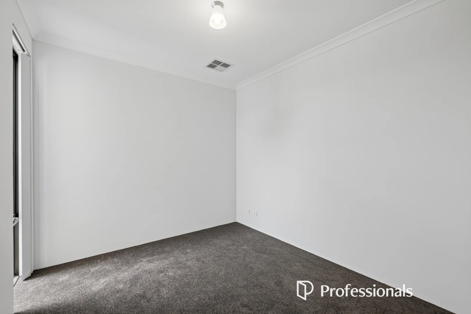 Additional image 14 of 32A Sussex Road, Forrestfield WA 6058