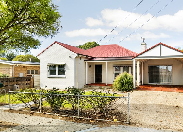 17 Cheviot Avenue, Lower Mitcham SA 5062