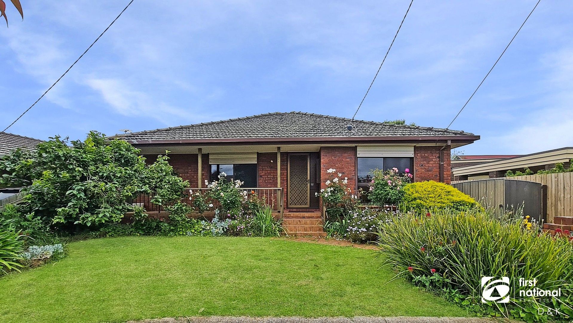 3 bedrooms House in 2 Dewan Avenue WERRIBEE VIC, 3030