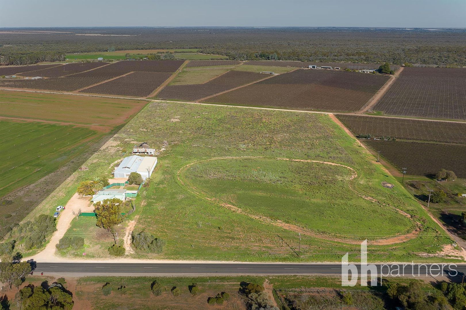 693 Thiele Road, Loveday SA 5345, Image 2