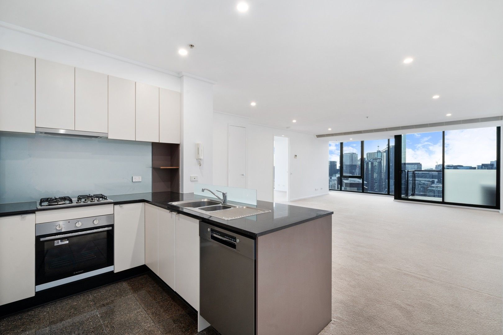 3 bedrooms Apartment / Unit / Flat in 311/173 City Road SOUTHBANK VIC, 3006