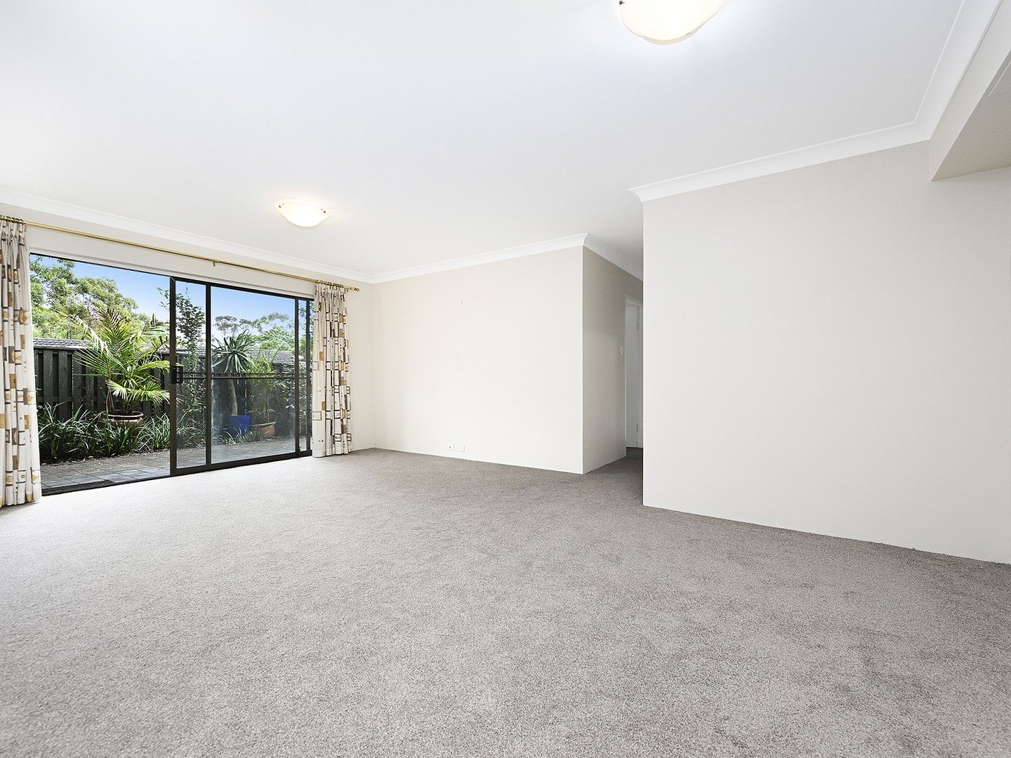 2 bedrooms Apartment / Unit / Flat in 9/4 Tuckwell Place MACQUARIE PARK NSW, 2113