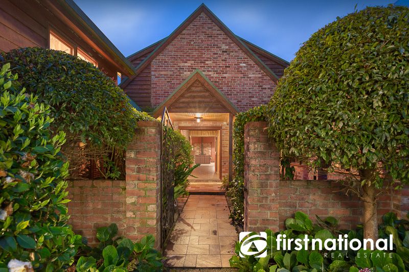 136 Amphlett Avenue, Cockatoo VIC 3781, Image 1