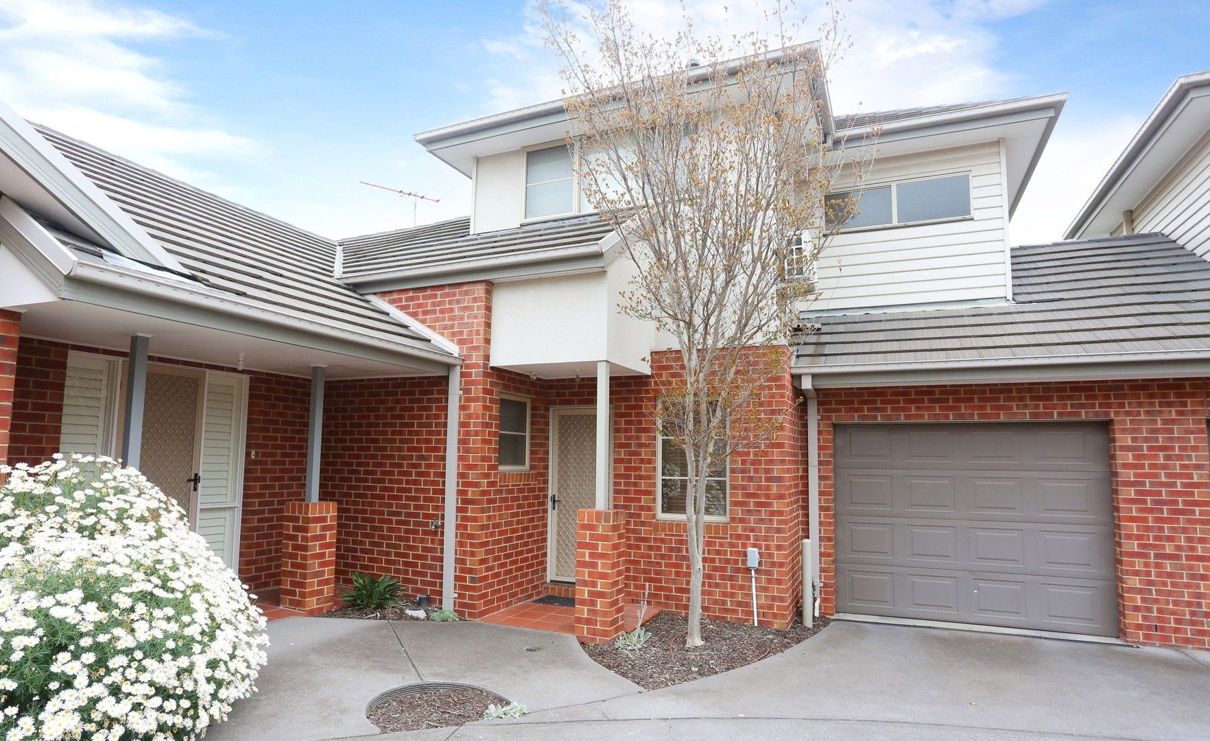 2 bedrooms Townhouse in 11/3 Nerissa Grove OAK PARK VIC, 3046