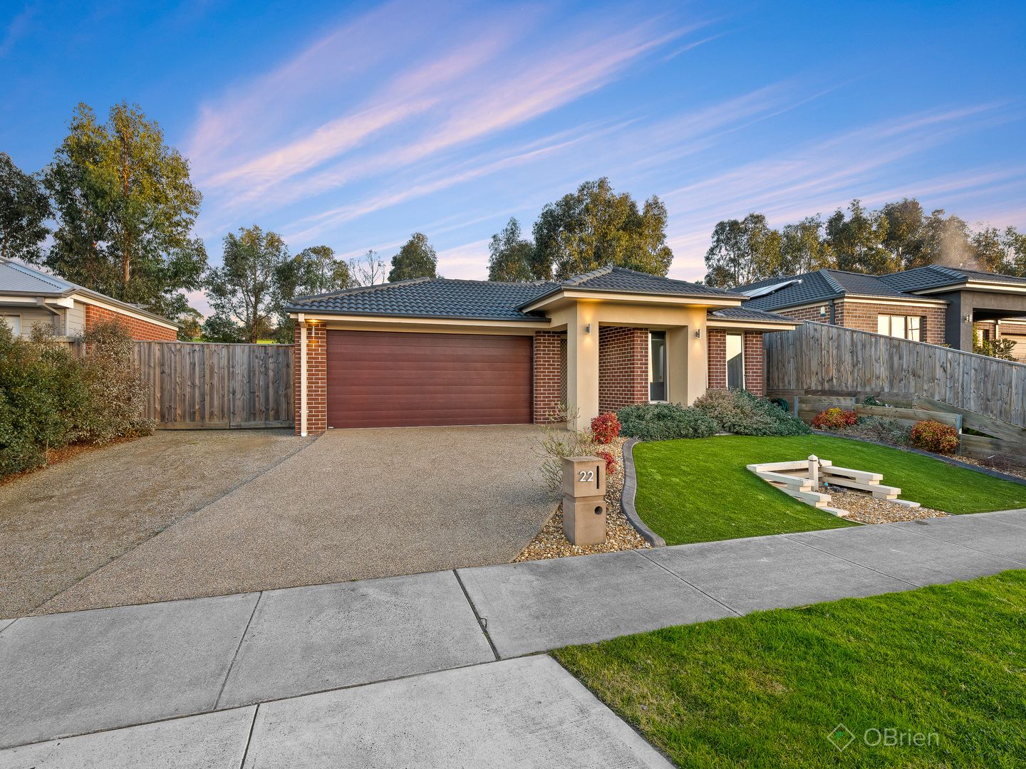 22 Chaucer Way, Drouin VIC 3818