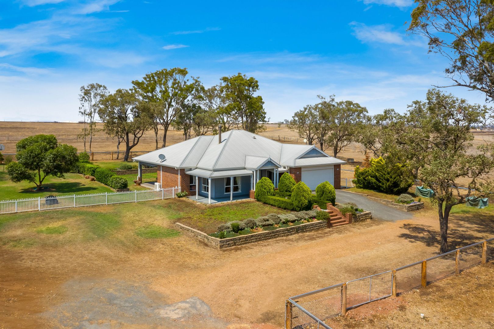 99 Shepperd Road, Vale View QLD 4352, Image 1