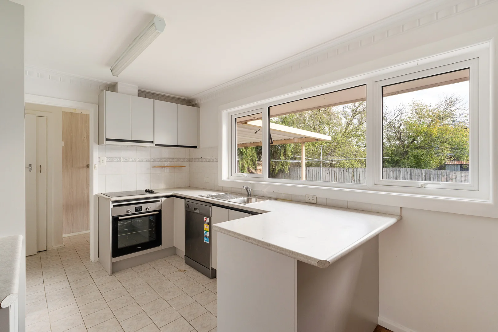 Additional image 5 of 33 Second Avenue, Craigieburn VIC 3064