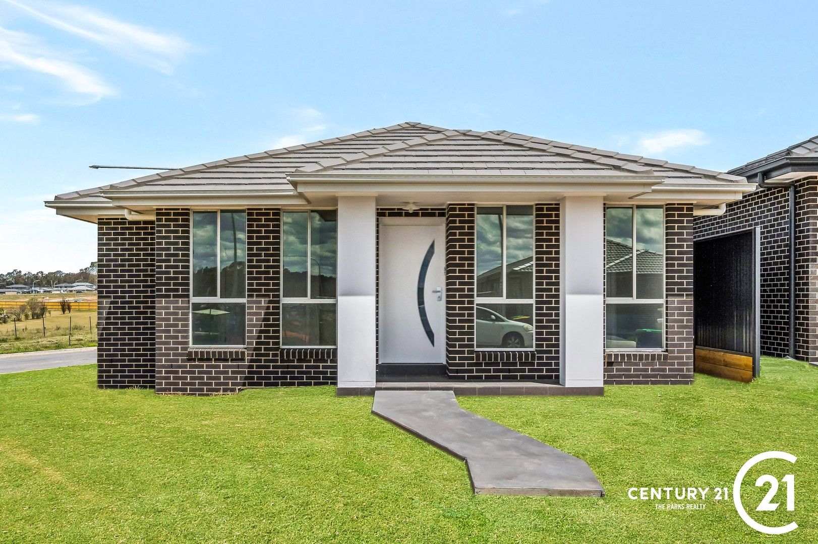 4 bedrooms House in 2 Calingiri Street AUSTRAL NSW, 2179