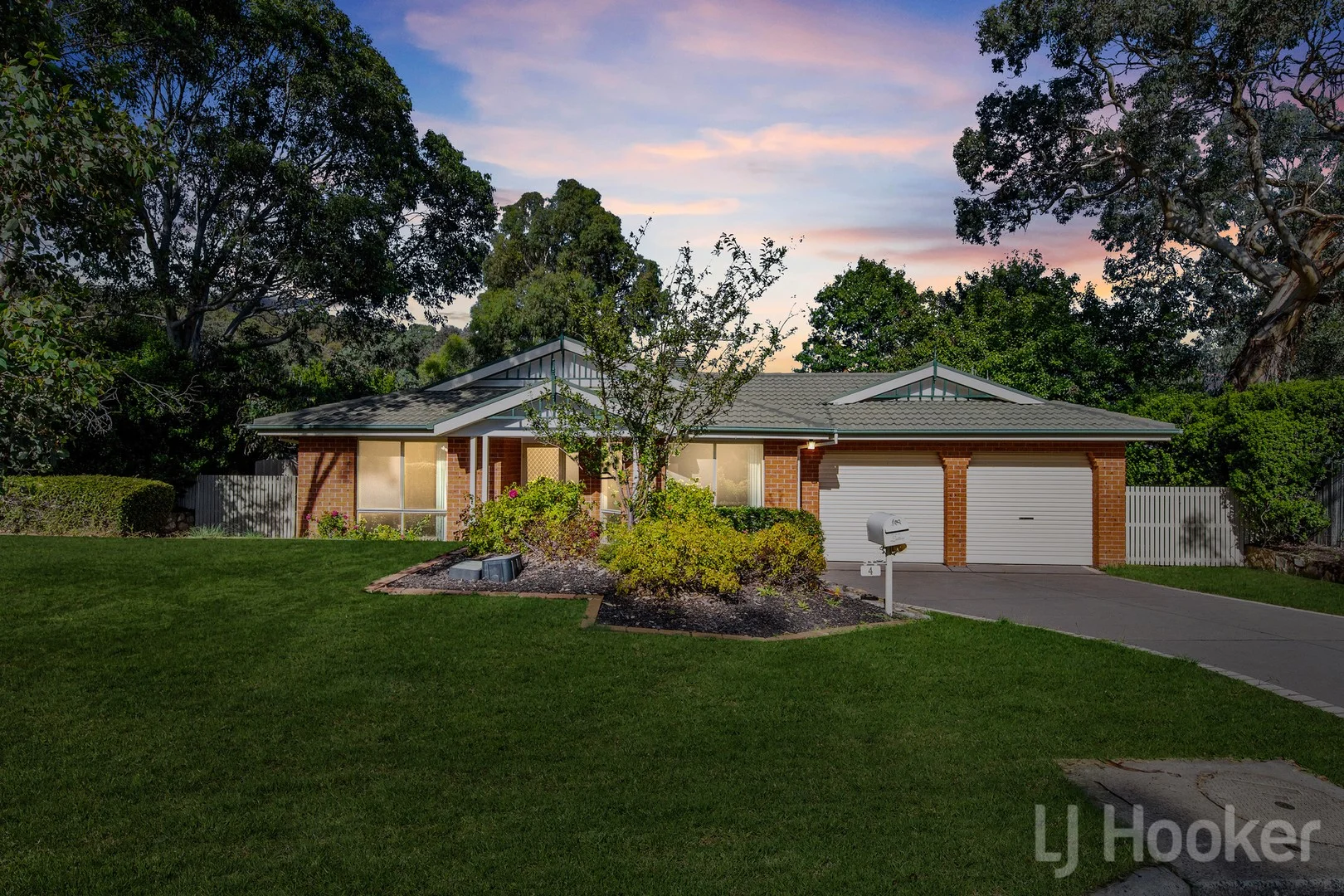 Primary image of 4 Frangipani Place, Jerrabomberra NSW 2619