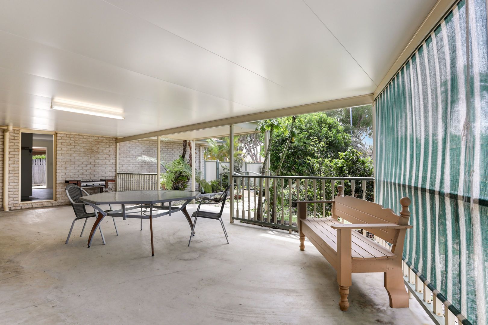 21 Norrland Crescent, Banksia Beach QLD 4507, Image 2