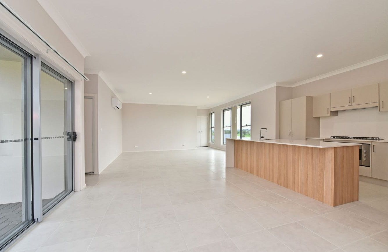 5 Riverside Drive, Bolwarra Heights NSW 2320 - House For Rent | Domain