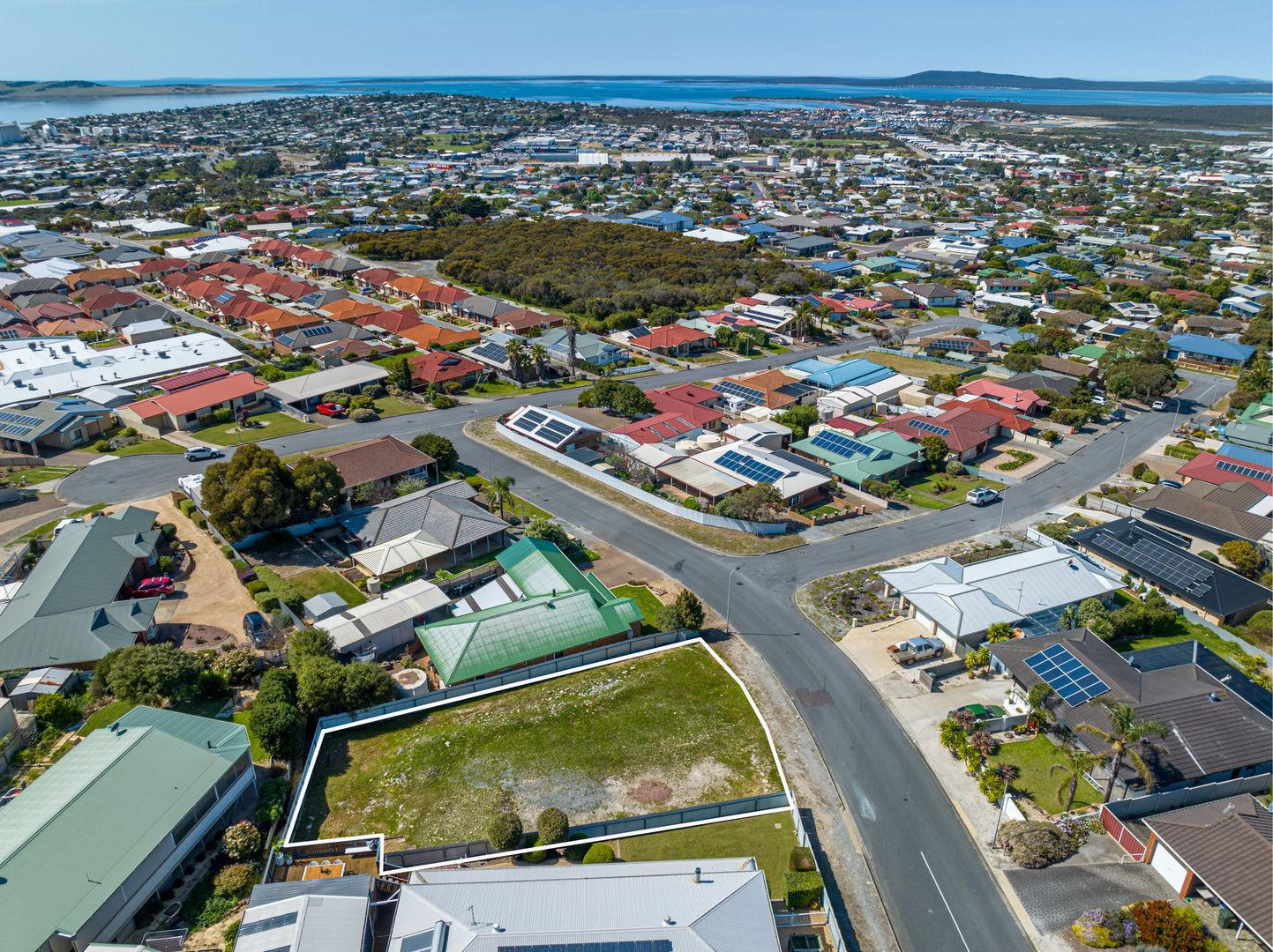 4 Cowley Crescent, Port Lincoln SA 5606, Image 2