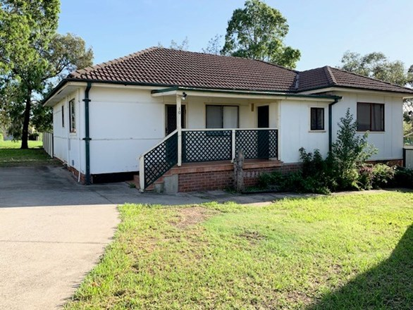 10 Maceri Place, Edensor Park NSW 2176