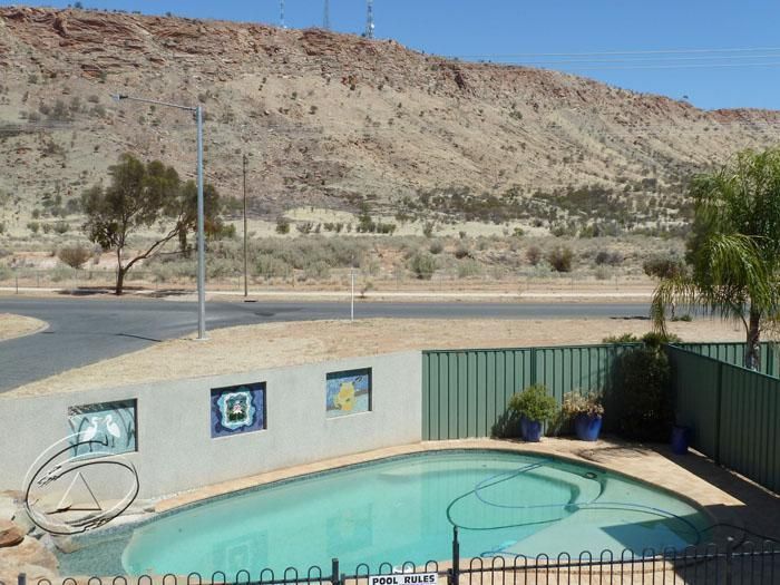 5/16 Bradshaw Drive, ALICE SPRINGS NT 0870, Image 2