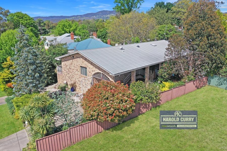 54 George Street, Tenterfield NSW 2372, Image 2