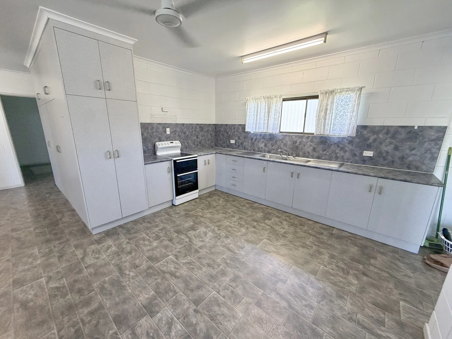 2/14 Barramundi Street, Taylors Beach QLD 4850