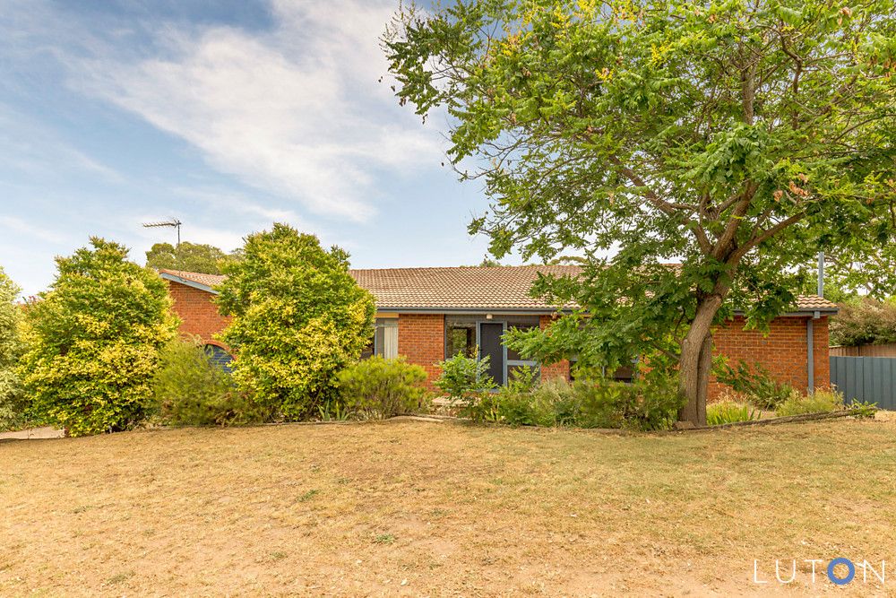 4 Dartnell Street, Gowrie ACT 2904, Image 2