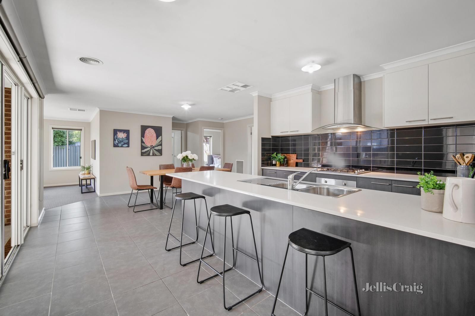 11 Craven Street, Lucas VIC 3350, Image 1