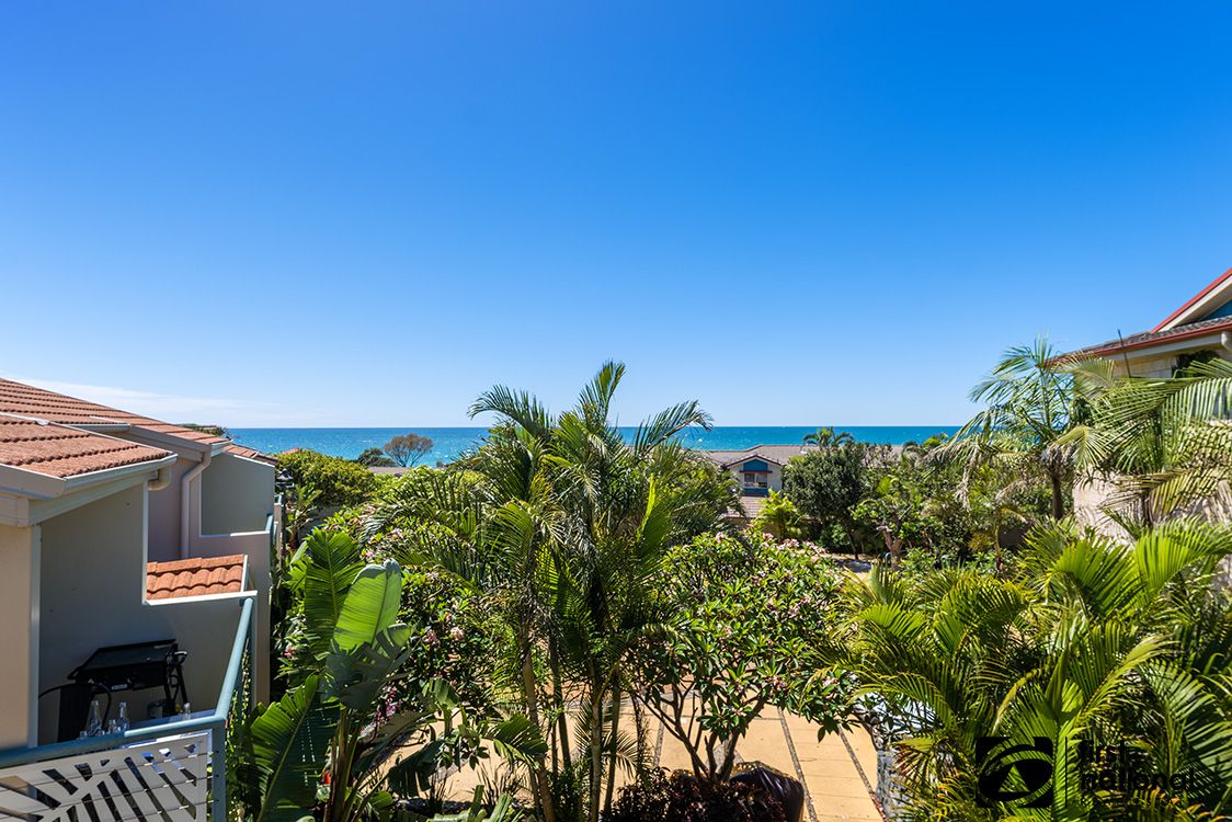 2 bedrooms Townhouse in 64/94 Solitary Islands Way SAPPHIRE BEACH NSW, 2450