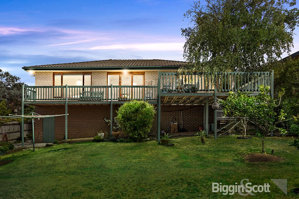 38 Caithness Crescent, Glen Waverley VIC 3150, Image 0