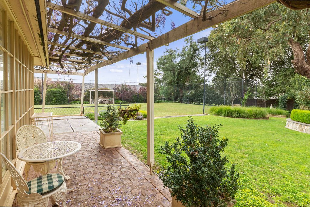 9 Elmglade Road, Springfield SA 5062, Image 0