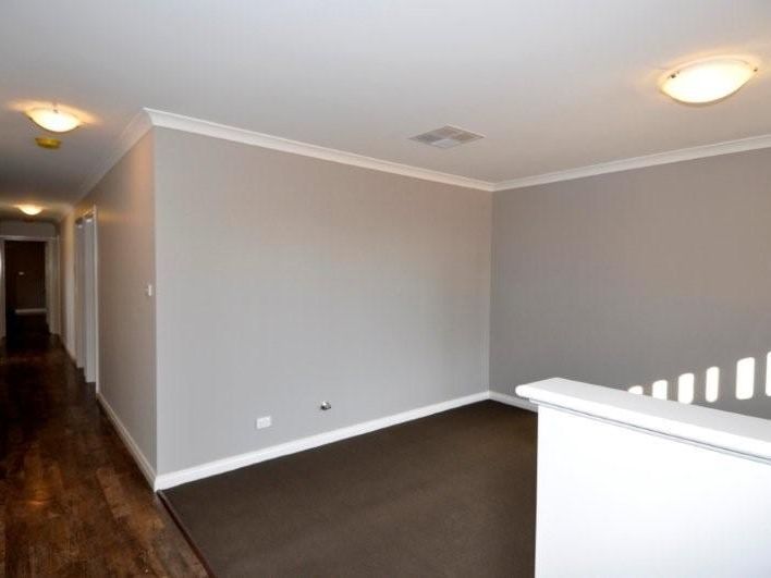 4 bedrooms House in 21A Salisbury Road SOUTH KALGOORLIE WA, 6430