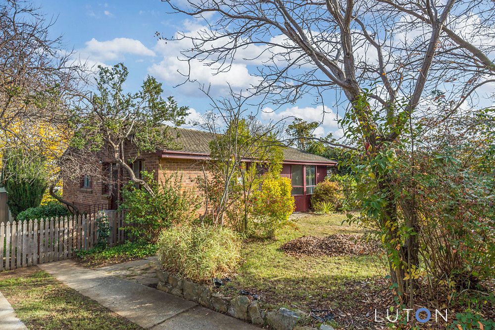 3 bedrooms House in 15 De Chair Street DEAKIN ACT, 2600