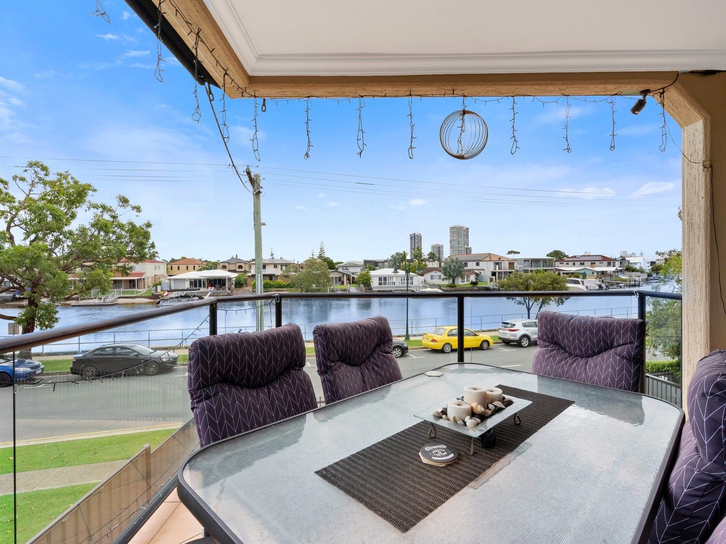 2/34 Burrows Street, Biggera Waters QLD 4216, Image 0